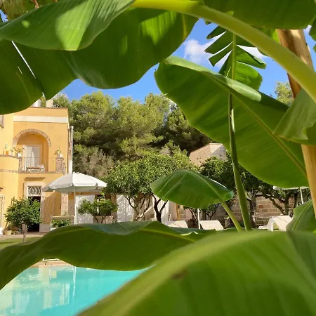 Bed & Breakfast Masseria Lu Iundulu *